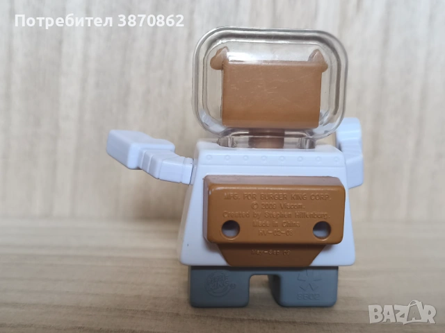 (Колекционерска фигурка на Спондж Боб) Burger King 2009 SPONGEBOB SANDY CHEEKS, снимка 4 - Колекции - 53174779