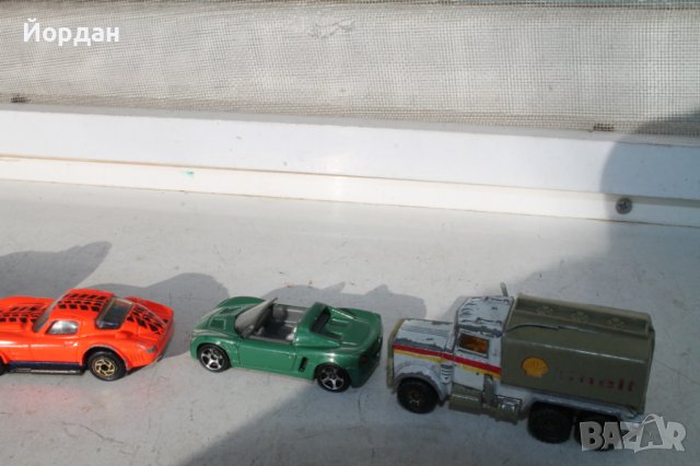 4 играчки ''Мачбокс'', снимка 4 - Колекции - 39532465