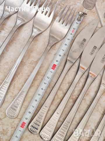 Пълен Български Соц Комплект по Шест Вилици Лъжици Ножове Петко Денев 1970те г, снимка 4 - Антикварни и старинни предмети - 54209502