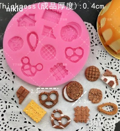 10 вида дребни десерти лакомства бретцели бисквитки силиконов молд форма декор торта сладки , снимка 1 - Форми - 23842300