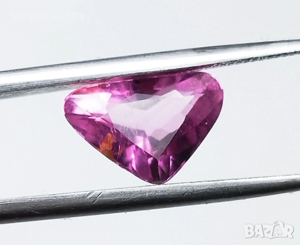 Блестящ турмалин с ярък цвят 1.80кт.! Сертифициран! Нов!, снимка 3 - Други - 52347436