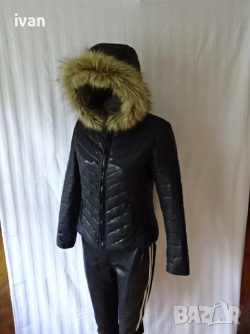 Дамско зимно яке с качулка