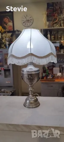 Настолна нощна лампа