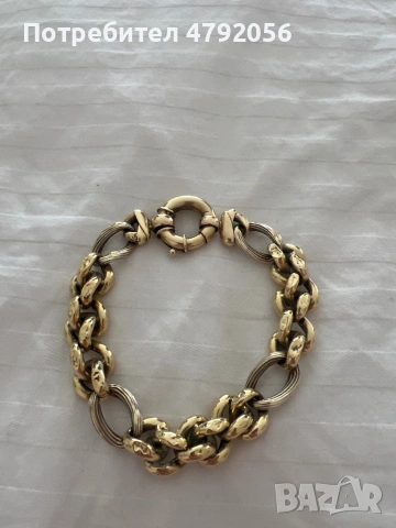 Златна гривна на Косак 14 каратово жълто и бяло злато с масивна закопчалка.Подходяща за жени и мъже