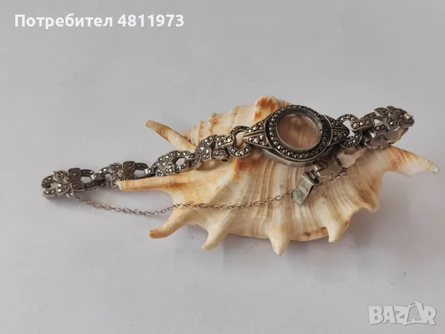 Сребърен часовник с маркезити 