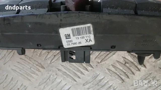 Панел бутони Opel Zafira 2007 13100110 03758025 Zafira B (2005-2014), снимка 2 - Части - 56170217