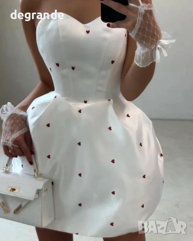 Кукленска рокля на сърца налична в бяло черно и розово Размери С М  , снимка 2 - Рокли - 51378299