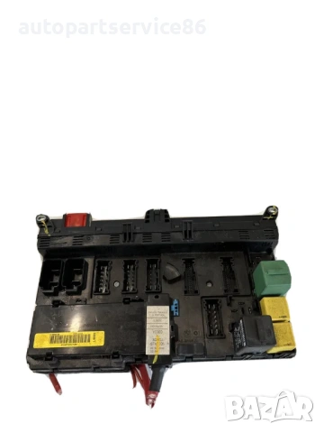 Кутия с предпазители за Land Rover Range Rover 3.0D (2006) 8380407