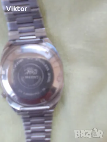 Продавам златен швейцарски часовник ДАНАС, снимка 4 - Антикварни и старинни предмети - 49134766