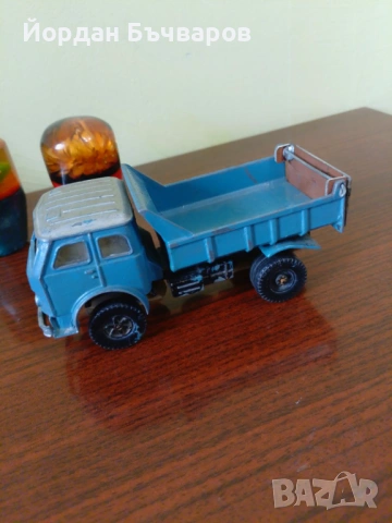 ЛОТ соц. старинни вещи. Колички,камионче, топки за ск.лост и др., снимка 11 - Колекции - 54212069