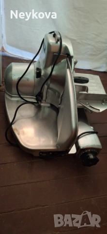 Професионална  колбасорезачка Berkel 834, снимка 7 - Обзавеждане на кухня - 54093506