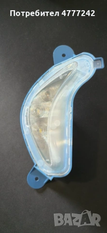 Продавам дясна предна LED светлина за Рено Зое 2019