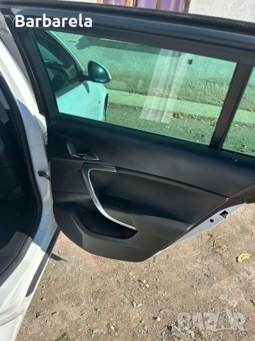 Opel insignia, снимка 4 - Автомобили и джипове - 51812916