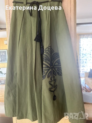 Зелена пола с черна бродерия, снимка 2 - Поли - 51000388