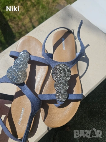 Дамски сандали