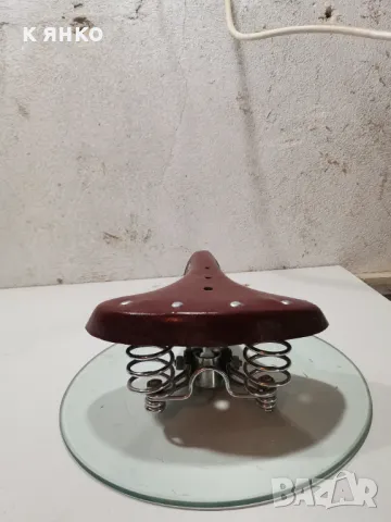 Мото седалка, резервоари, снимка 2 - Мотоциклети и мототехника - 48888685