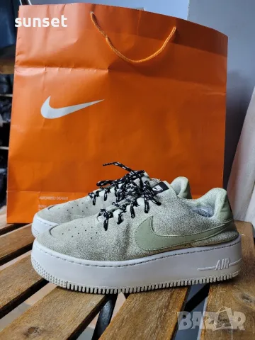 Nike Air Force 1 резидави маратонки+ торбичка !, снимка 2 - Кецове - 47979876