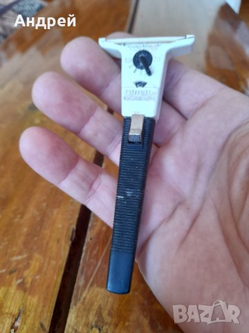 Стара самобръсначка Gillette Techmatic, снимка 5 - Други ценни предмети - 32064296