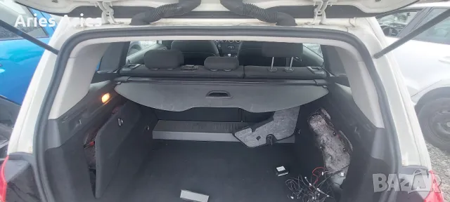 Mercedes-Benz B 180 B180CDI, Мерцедес Б180 на части! Януари 2014, снимка 13 - Автомобили и джипове - 48975354