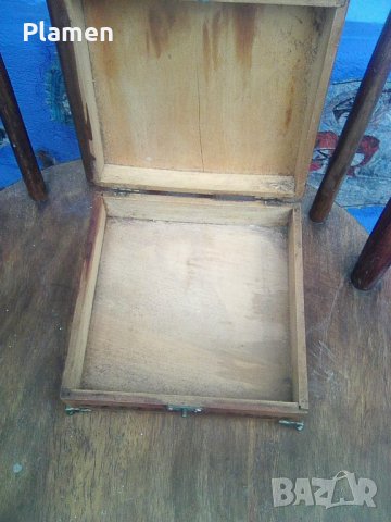 Стара пирографирана българска кутия, снимка 3 - Други ценни предмети - 39531822