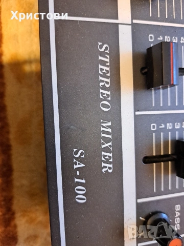 Продавам професионален пет канален мишпулт SOUND CRAFT SA- 100, снимка 2 - Ресийвъри, усилватели, смесителни пултове - 53120536