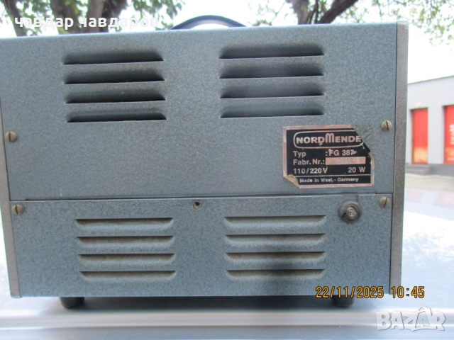 Стар генератор на телевизионни сигнали, снимка 3 - Друга електроника - 52522678