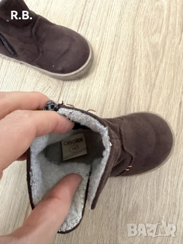 Ботички Obaibi, 19 номер, снимка 5 - Бебешки обувки - 56523993