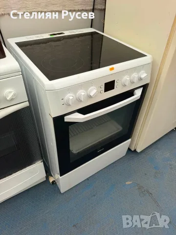 100911 beko  ГОТВАРСКА ПЕЧКА цена 70 евро -фурна на ток , 4 котлона на ток -състояние използвано / Б, снимка 4 - Печки, фурни - 56018440