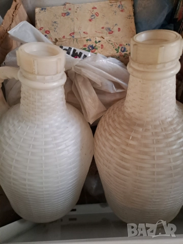 Дамаджани от пластмаса , снимка 2 - Бидони, бурета и бъчви - 52290481