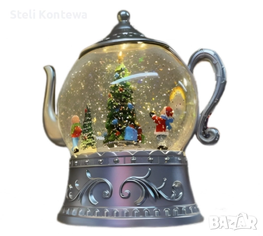 Коледна снежна топка във формата на чайник