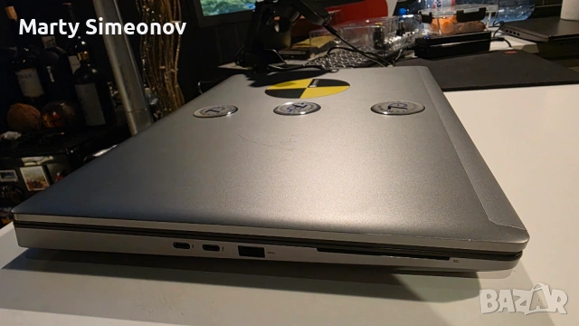 Dell Precision 7750 32GB RAM I7-10850H 1TB SSD, снимка 4 - Лаптопи за игри - 54219945