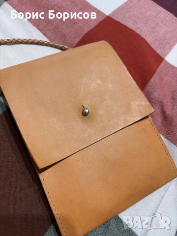 кожена чанта Lapoporter за телефон, снимка 2 - Чанти - 51921880