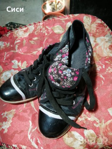 Платненки, снимка 4 - Детски гуменки - 37661171