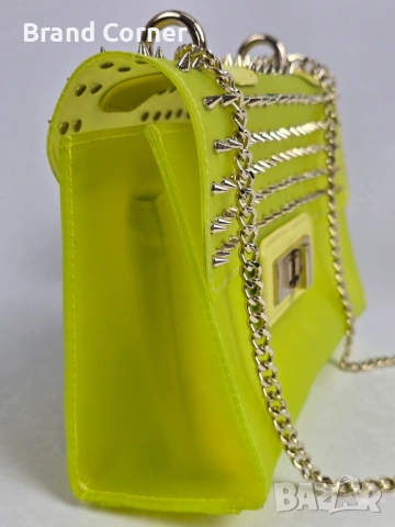 Нова дамска чанта Steve Madden Yellow Jelly с несесер, снимка 5 - Чанти - 54354726