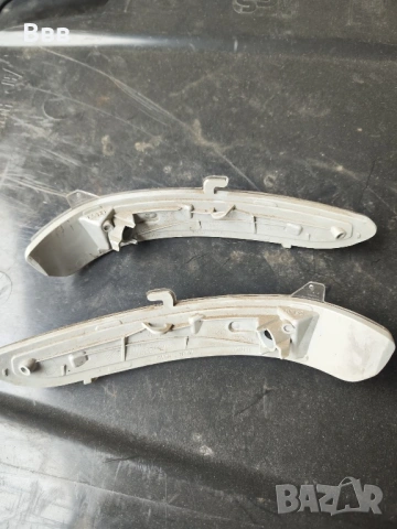 Мигачи в огледалата на Citroen C3, снимка 2 - Аксесоари и консумативи - 53204056