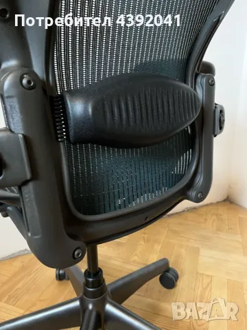 Herman Miller Aeron (Fully Loaded) Ергономичен Офис Стол в Страхотно Състояние!, снимка 4 - Столове - 49338485