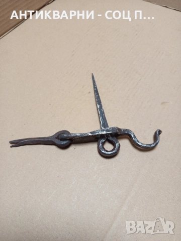 Комплект Соц Старо Ръчно Ковано Резе За Порти Врати. , снимка 3 - Антикварни и старинни предмети - 52203424