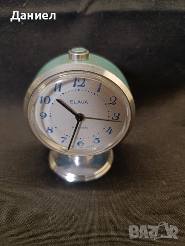 Съветски будилник Слава., снимка 2 - Антикварни и старинни предмети - 53303755