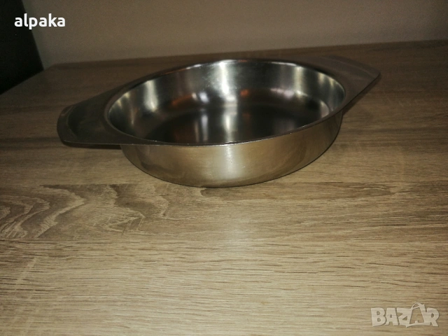 Продавам голяма купа алпака с дръжки 21/5см, снимка 2 - Съдове за готвене - 53890253