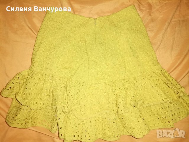 Уникални модели на панталонки и поли Bershka , снимка 8 - Поли - 39932967