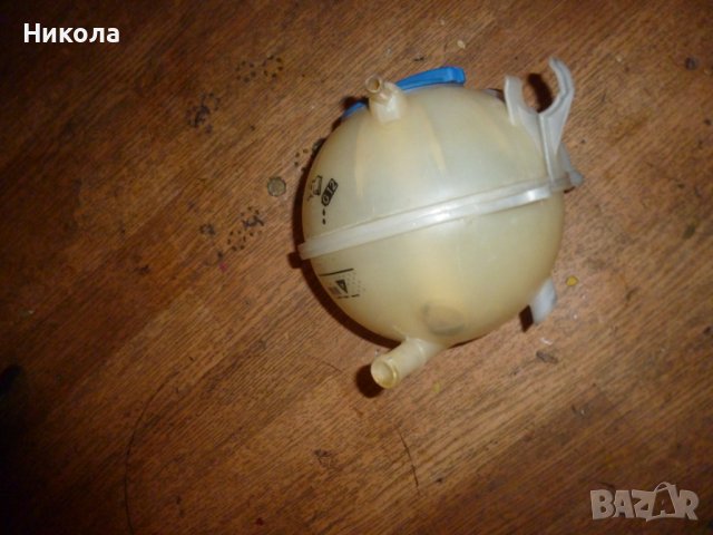 Разширителен съд Голф 5 2.0 тди , снимка 3 - Части - 39179212