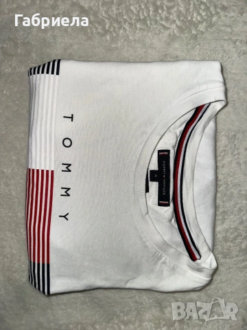 Оригинална тениска на Tommy Hilfiger , снимка 5 - Тениски - 54168776