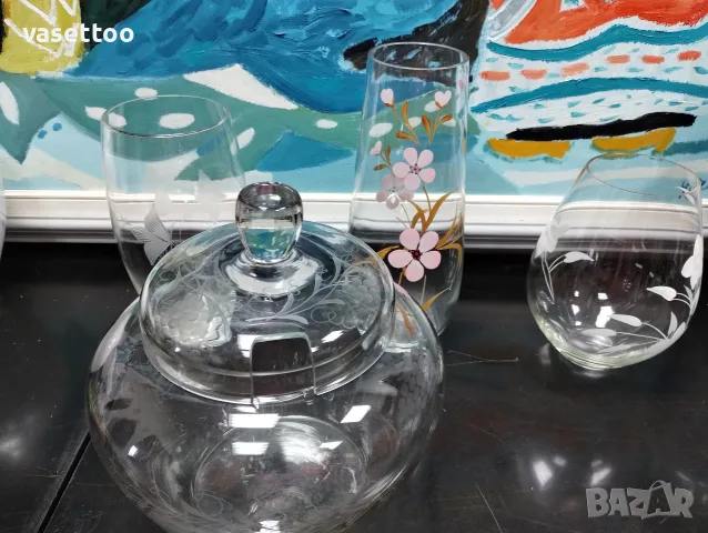 Кристални вази и купа