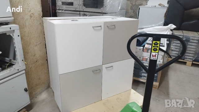 Шкаф за стена 4 врати бяло и сиво с лунички 100/100/35см, снимка 12 - Шкафове - 52979004