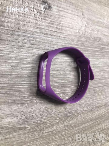 Каишка за Xiaomi MI Band 4, снимка 1 - Смарт гривни - 39947785