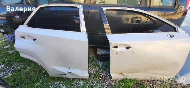 Предна и задна дясна врата Lexus NX300 , снимка 4 - Части - 52825123