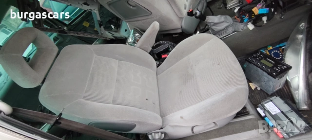 Седалки предни въртящи лява дясна Ford Galaxy , снимка 2 - Части - 53199327
