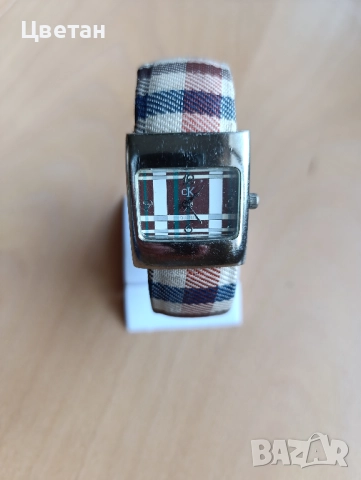 дамски часовник тип гривна cK