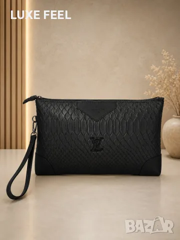 Louis Vuitton ⚜️Prada ⚜️ Calvin Klein ⚜️Мъжки Чанти , снимка 8 - Чанти - 55944209