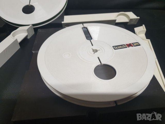 18см магнетофонна ролка Scotch. С лента и пластмасова кутия. По 35лв. /бр , снимка 3 - Други - 34342280